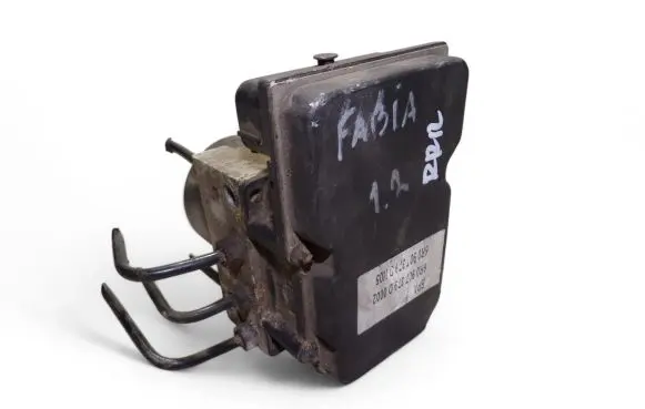 Skoda Fabia Mk2 (5J) ABS Pump 0265800636 6R0907379D