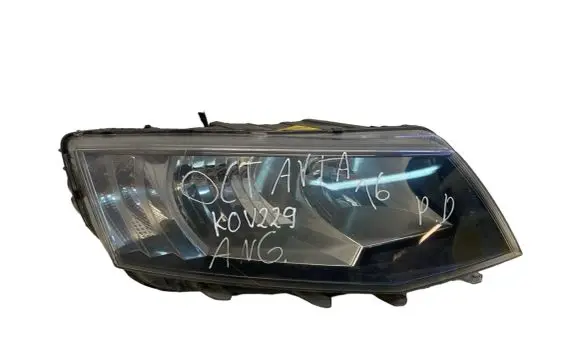 Skoda Octavia Mk3 (5E) Headlight/headlamp 5E2941016 1305631227 1305236985
