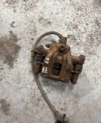 Honda CR-V Rear brake caliper