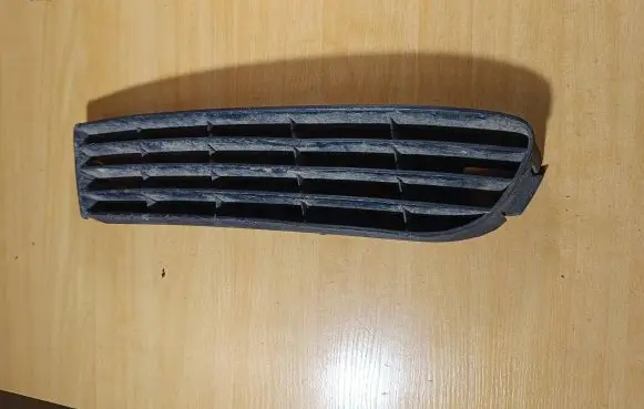 Audi A4 S4 B5 8D Front bumper lower grill 4A0807345J 12069