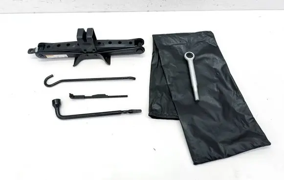 Subaru Outback (BT) Tool set