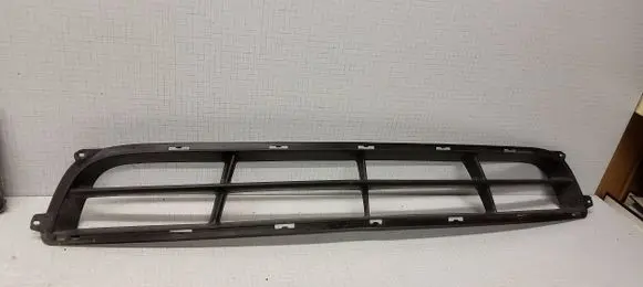 Hyundai Sonata Front bumper lower grill 865613K000