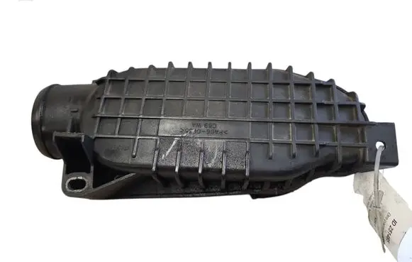 Jaguar XF X250 Air intake duct part 4R8Q6K770AD