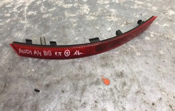 Rear tail light reflector