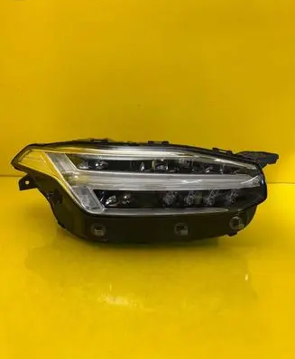 Volvo XC90 Headlight/headlamp 32228297