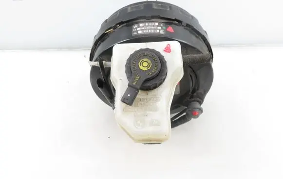 BMW 1 E81 E87 Brake booster 6775929