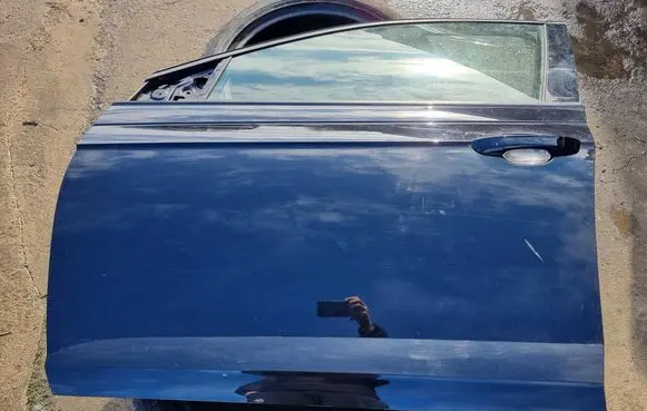Volkswagen Polo VI Front door 2GS831311D