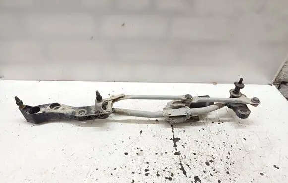 BMW 6 E63 E64 Front wiper linkage and motor