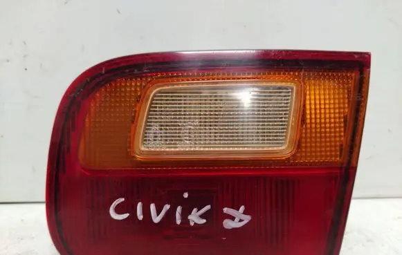 Honda Civic Tailgate rear/tail lights 0431132