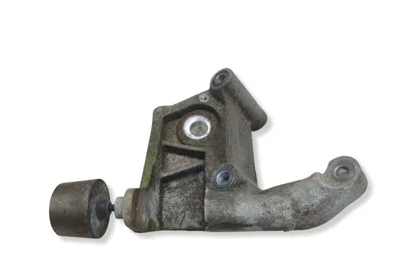 Volvo S60 Engine mounting bracket 31430470