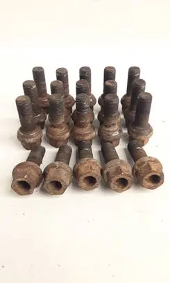 Volkswagen Transporter - Caravelle T4 Nuts/bolts 