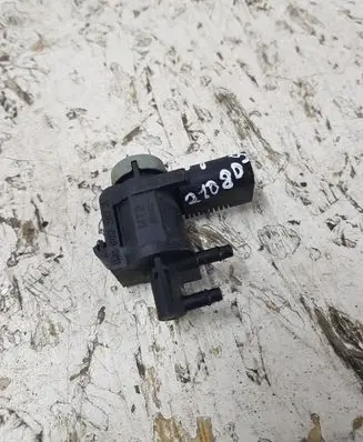 Audi A4 S4 B8 8K Turbo solenoid valve