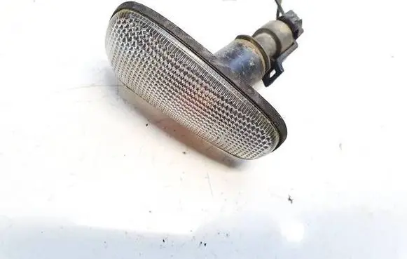 Opel Zafira A Front fender indicator light 