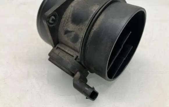 Mercedes-Benz Sprinter W906 Mass air flow meter A6510900148 A651090014880