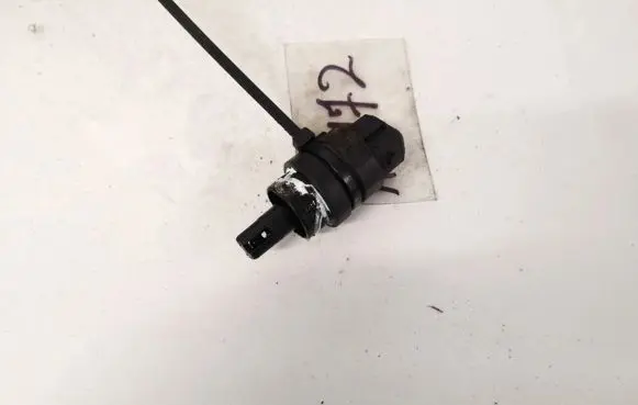 Volkswagen PASSAT B5 Intake air temperature sensor 028906081