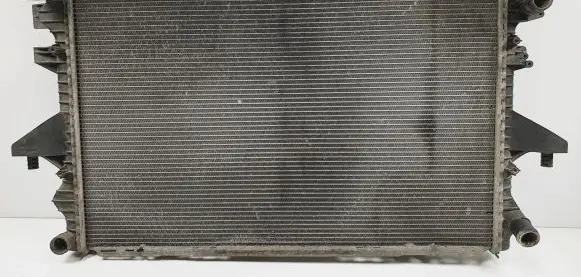 Volkswagen Multivan T5 Coolant radiator 7H0121253J