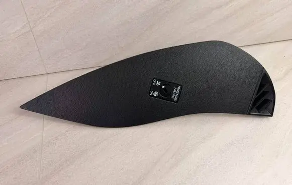 Volkswagen Touran III Other dashboard part 5TB858248
