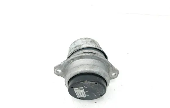 Porsche Cayenne (92A) Engine mount bracket 7P5199131