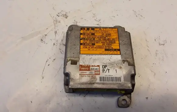 Toyota Avensis Verso Airbag control unit/module 8917044040 2310002450