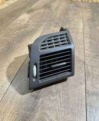 Dashboard side air vent grill/cover trim