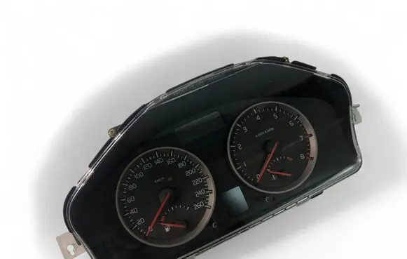 Volvo V50 Speedometer (instrument cluster) 30669182