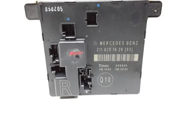 Mercedes-Benz E W211 Door control unit/module 2118201626