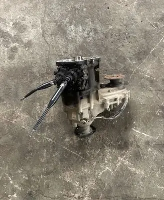 Ford Ranger Gearbox transfer box case ZL00A 7400945