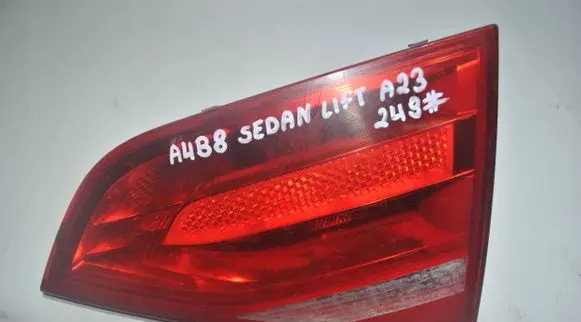 Audi A4 S4 B8 8K Tailgate rear/tail lights