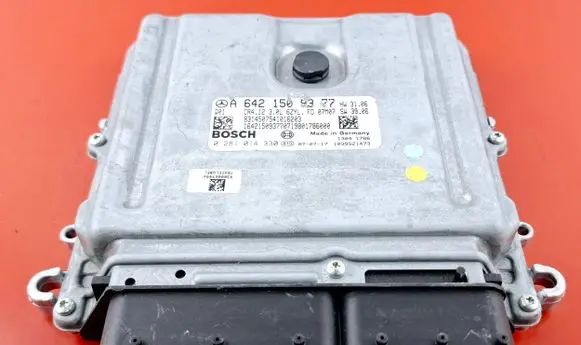 Mercedes-Benz E W211 Engine control unit/module ECU A6421509377