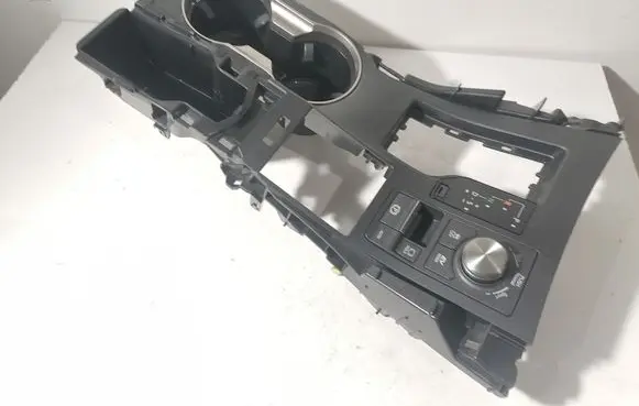 Lexus NX Center console 5882178040 75H322