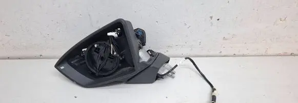 Front door electric wing mirror