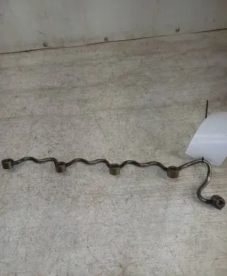 Toyota Avensis Verso Fuel return line/hose 