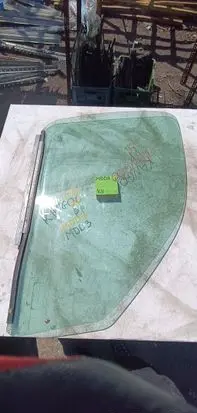 Renault Kangoo I Front door window glass four-door 1212123