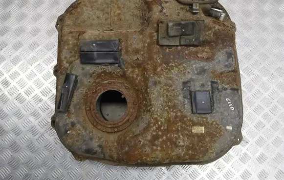 KIA Ceed Fuel tank 311001H800