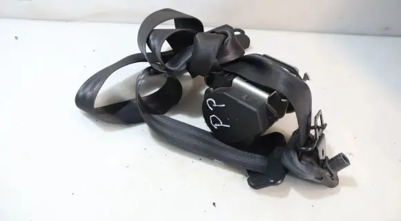 Renault Fluence Front seatbelt
