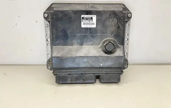Lexus GS 300 350 430 450H Engine control unit/module 8998130030