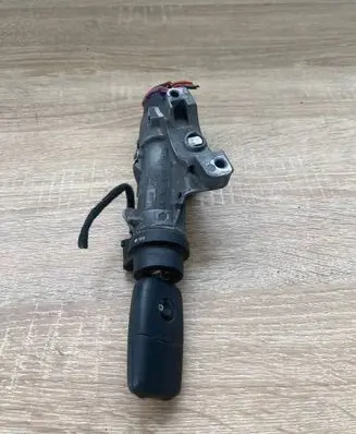 Audi A4 S4 B5 8D Ignition lock 4B0905851G