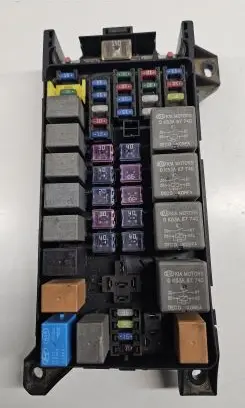 KIA Sorento Fuse module