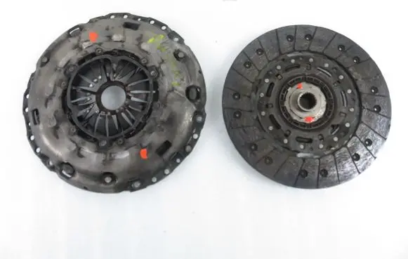 Volkswagen Golf V Clutch set kit 124035410 324035510
