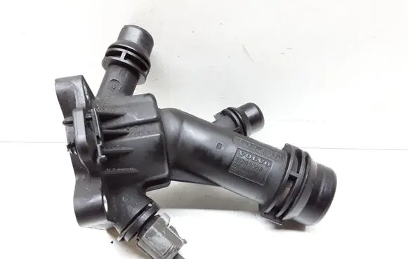 Thermostat/thermostat housing