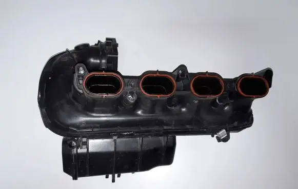 Mercedes-Benz C W205 Intake manifold A2740900037
