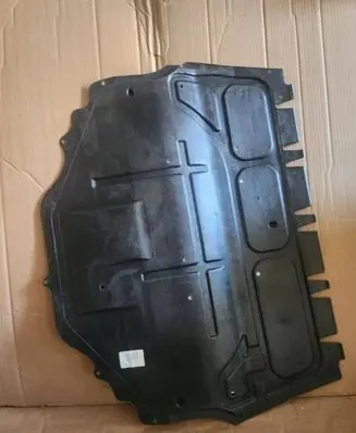 Audi A1 Engine splash shield/under tray 6R0825235E