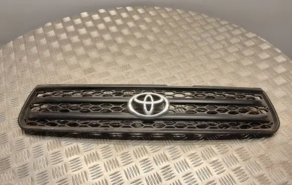 Toyota RAV 4 (XA20) Front grill 5311142070