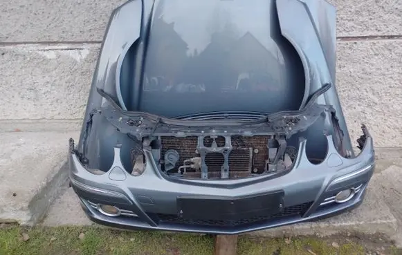 Mercedes-Benz E W211 Front piece kit 