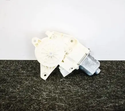 Mercedes-Benz GLA W156 Front door window regulator motor A2469065100 0130822690