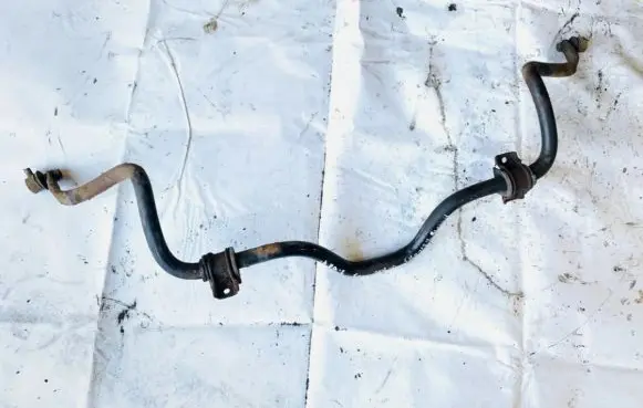 Toyota Avensis Verso Front anti-roll bar/sway bar