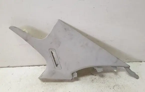 Mercedes-Benz C W204 (D)pillar trim (top) A2046900625