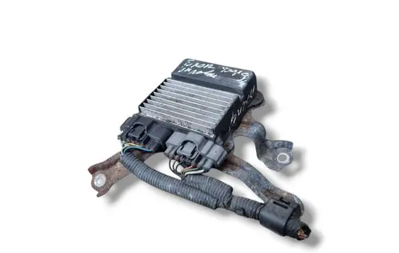 Toyota Avensis T250 Fuel injection control unit/module 131000-1331 89871-71010