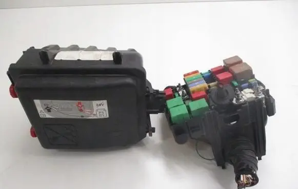 Peugeot 2008 II BSM Control unit 9804848580