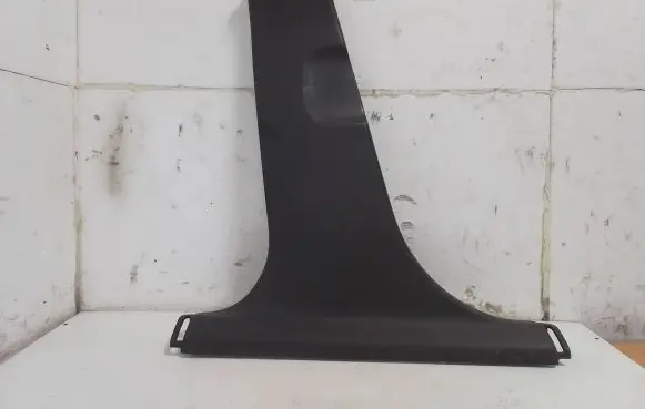 Chevrolet Cruze (B) pillar trim (bottom) 96983727